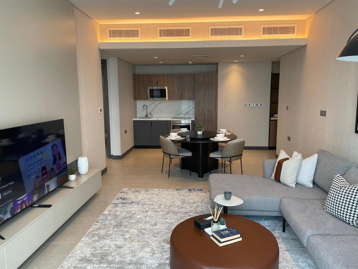 Charthouse Bahrain Hotell Manama Exteriör bild A living room in a two-bedroom apartment